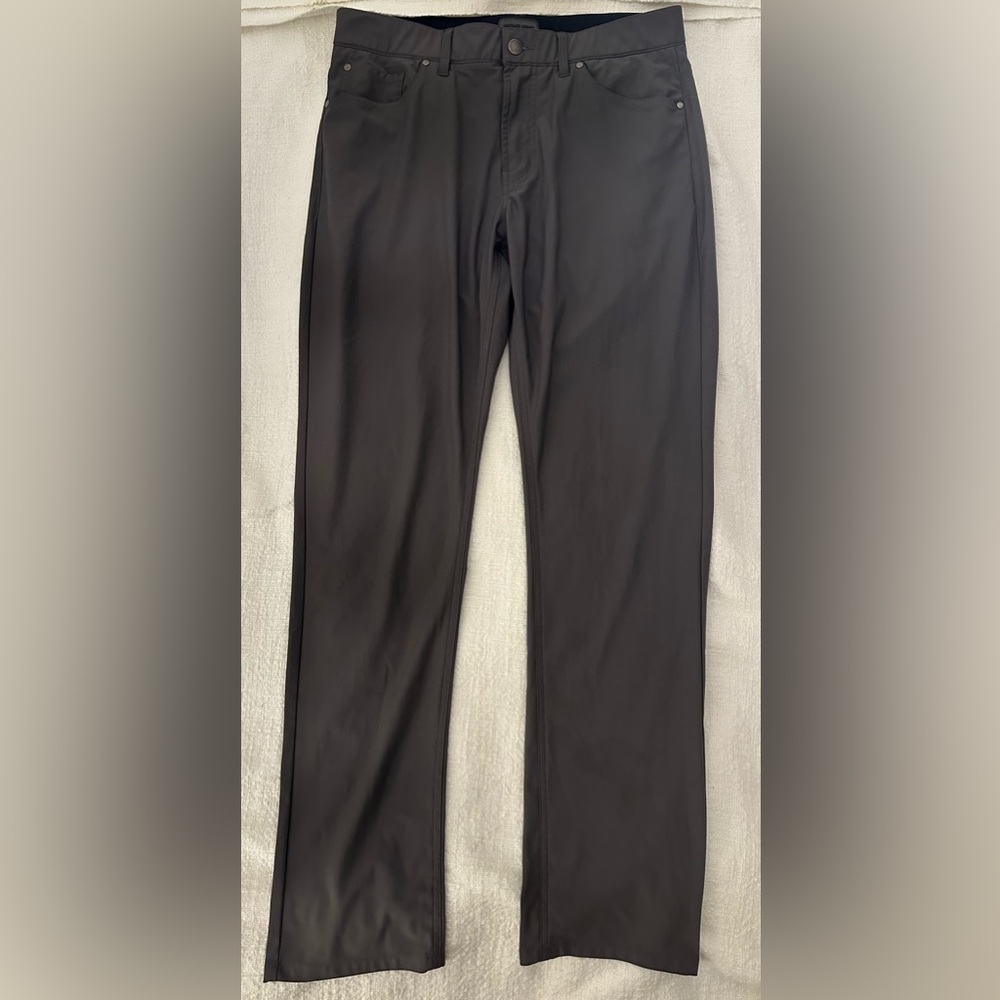 Men’s 34x32 Grey athletic/golf pants